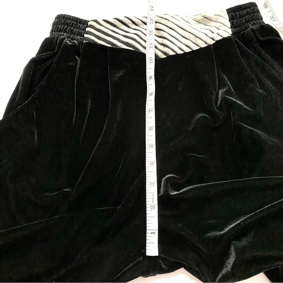 Vintage Saint Germain Paris Black Velvet Dress Pants Small 25" Goth Y2K - Picture 11 of 11